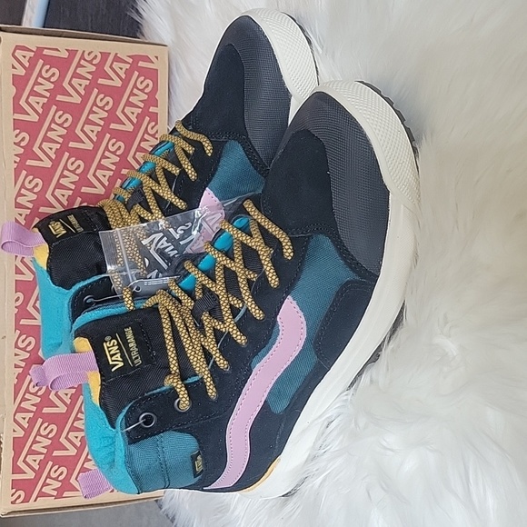 Vans Shoes - Vans UltraRange Exo Hi MTE-1